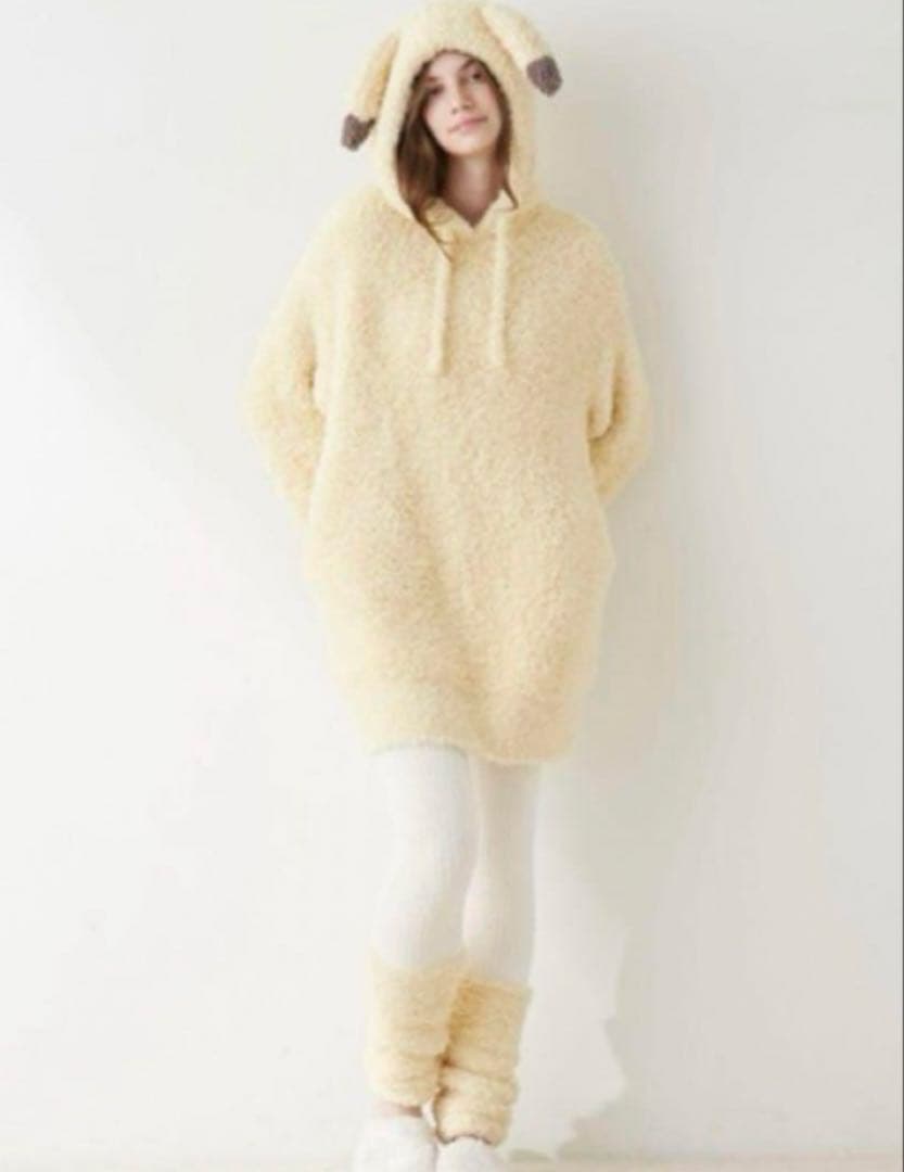 ジェラートピケ ポケモン　ピカチュウ フーディ&レッグウォーマーレギンスセット