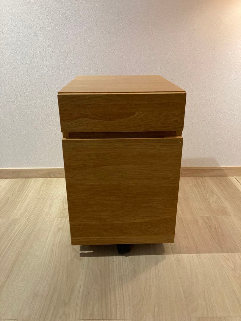 アクタス　2段式　ワゴン　引き取り限定