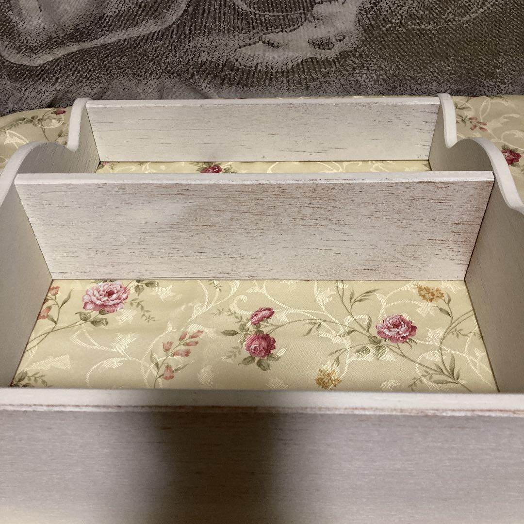 イマン　飾り棚