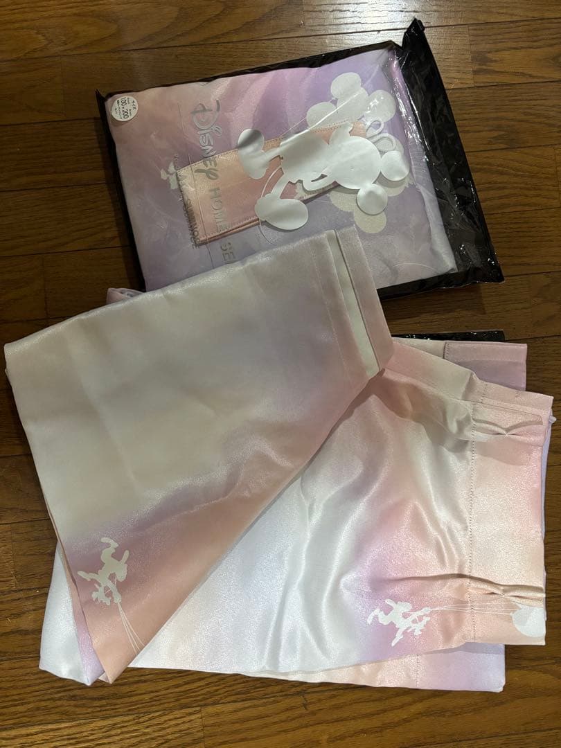 カーテン　ディズニー　ミッキーメロウ タッセル付き　ピンク