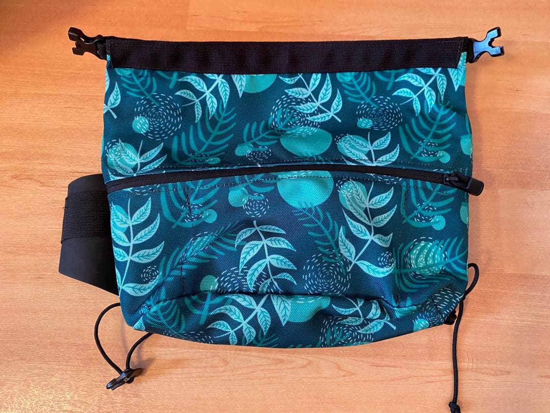 OUTER SHELL アウターシェル ヒップバック　ウエストバッグ　花柄