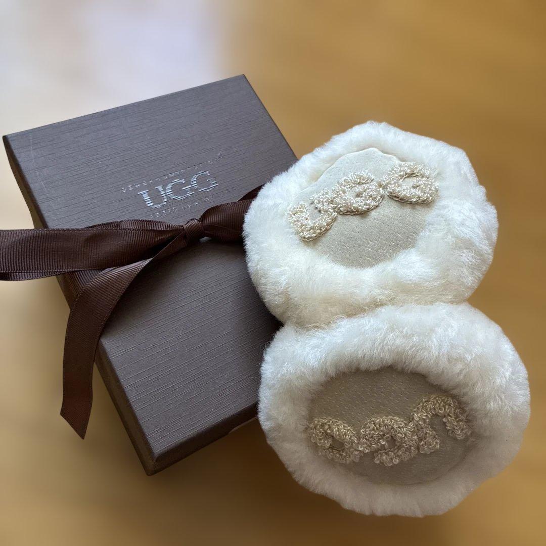 明日朝まで限定お値下げ中☺︎新品未使用♡UGG シープスキン　イヤーマフ　サンド