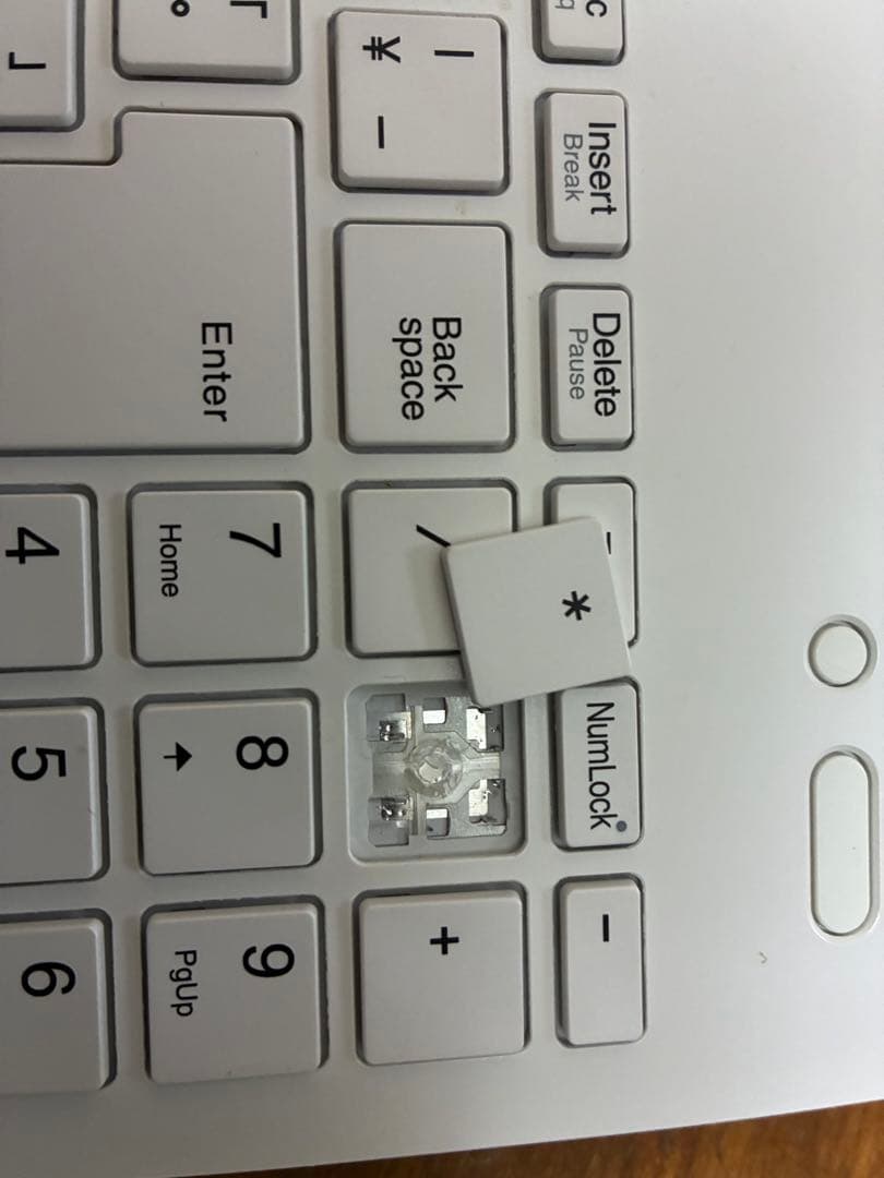 NEC LAVIE N1515AAW Windows11 難ありジャンク