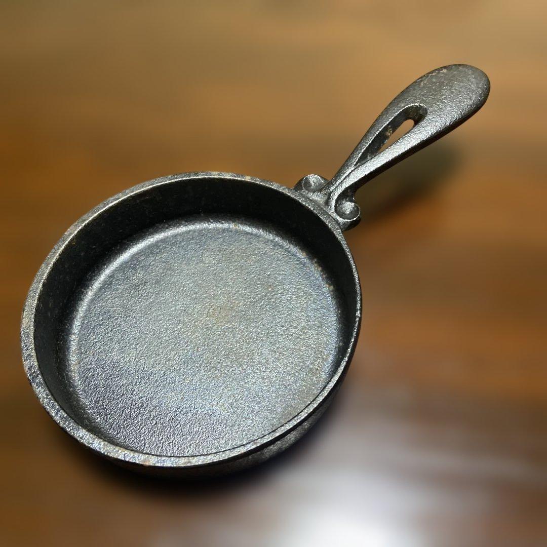 鋳鉄製フライパン 小