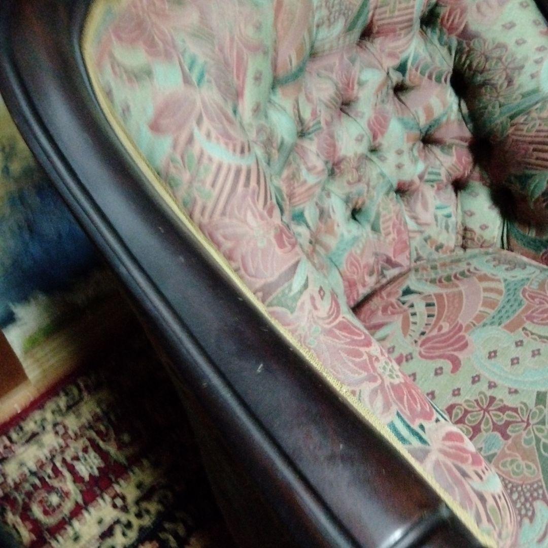 らむ　ビクトリアンスタイル 　3人掛けソファ