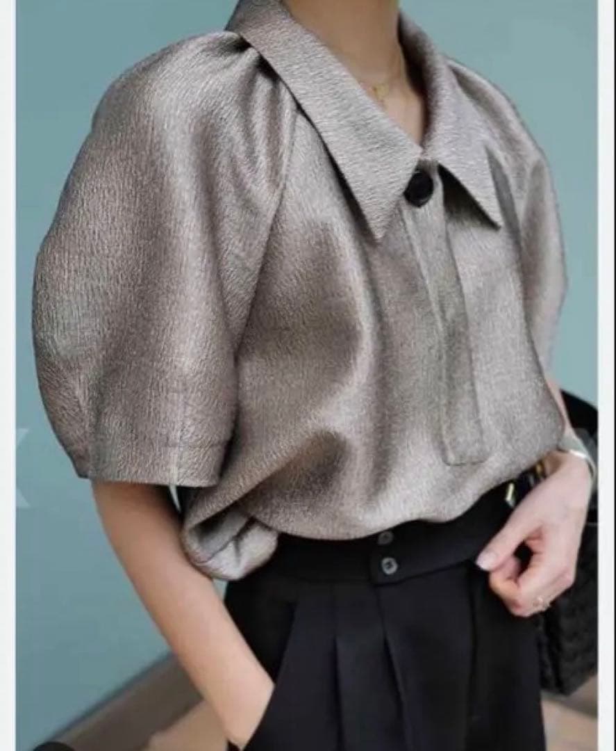 MACHATT メタリックパフブラウス ゴールド 24SS