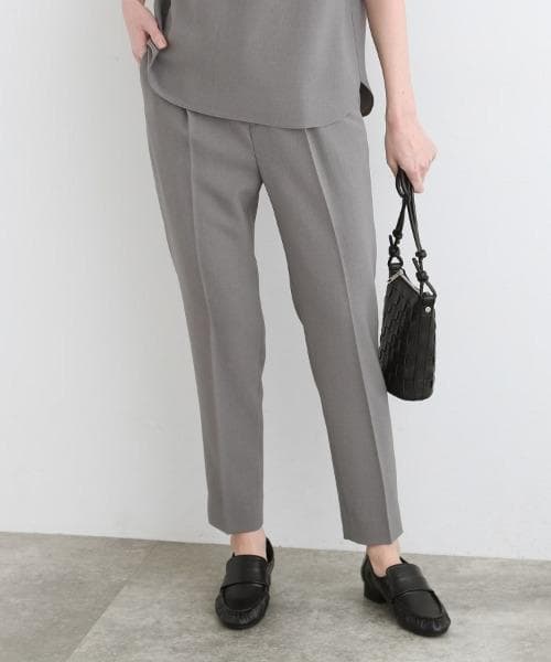 現行品【INDIVI】ノーカラージャケット＋タックテーパードパンツ　グレー