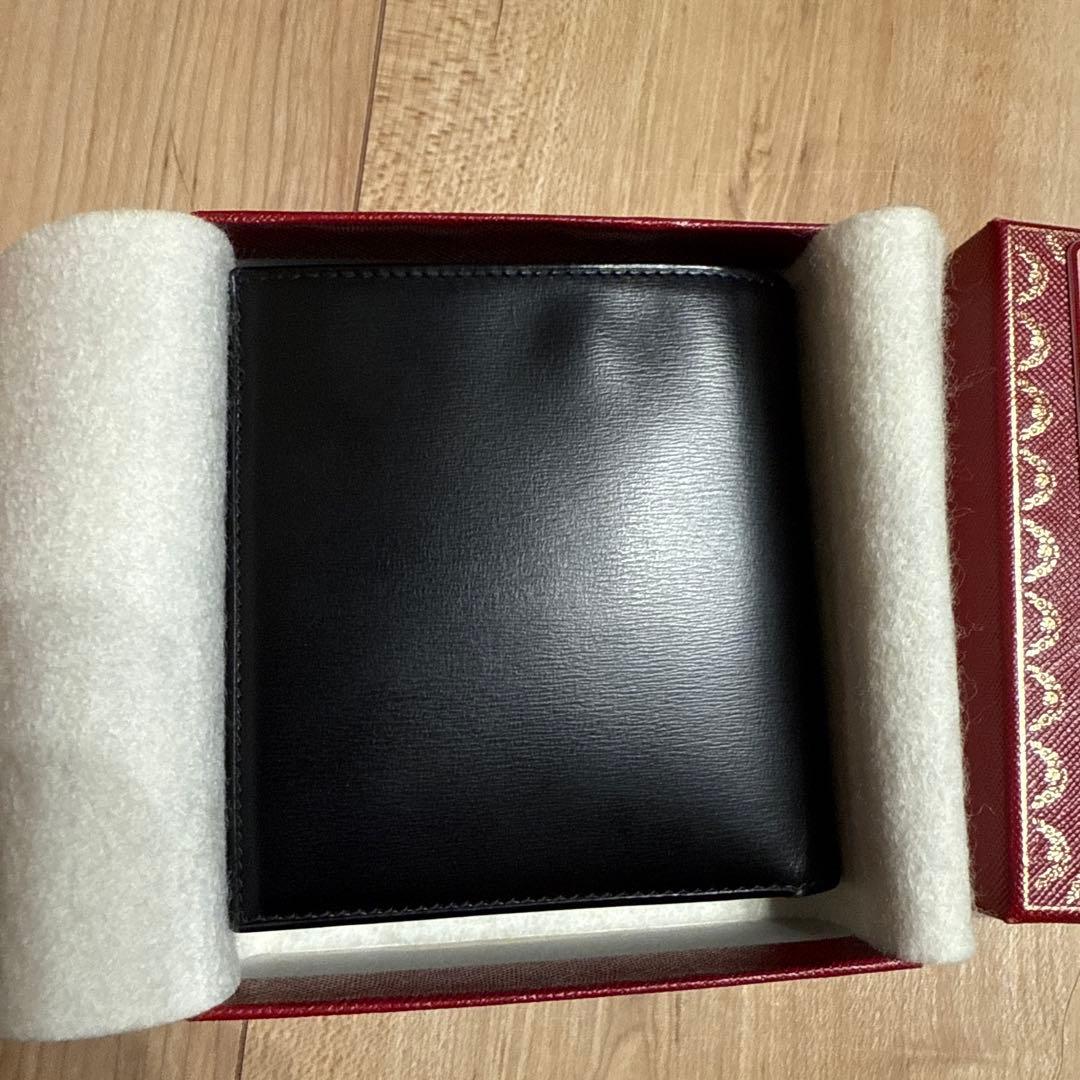 カルティエ　二つ折り財布