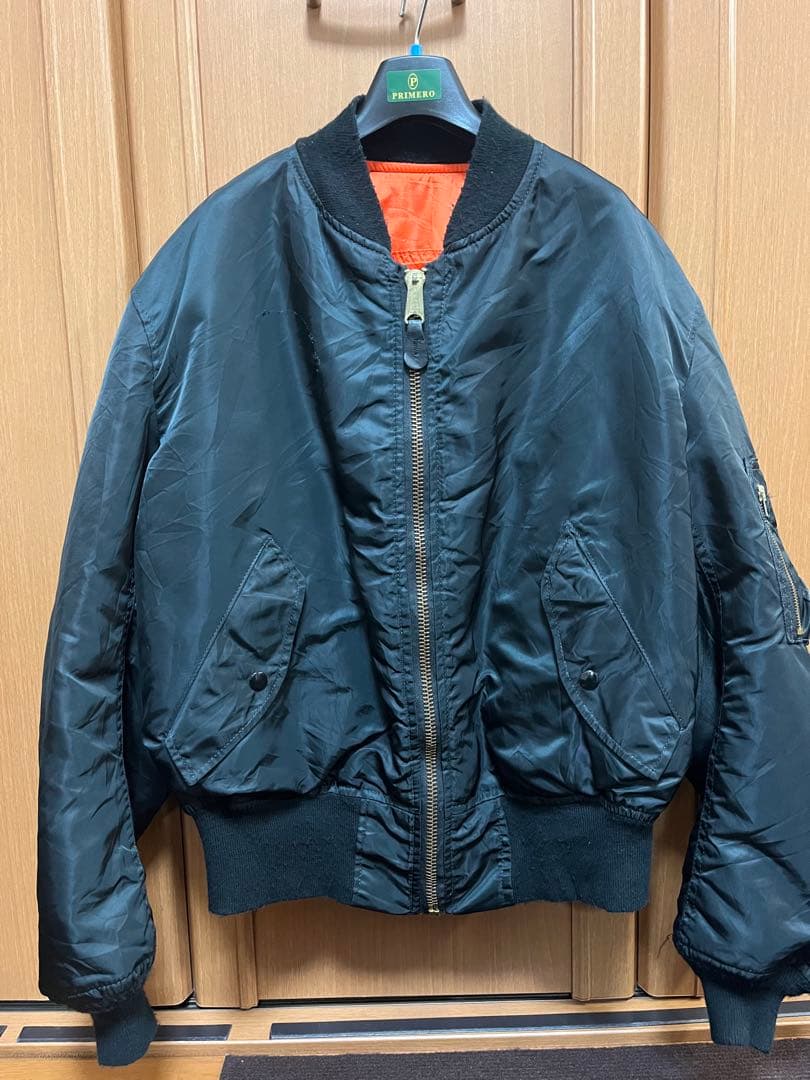 MA-1スタイル ブラックジャケット