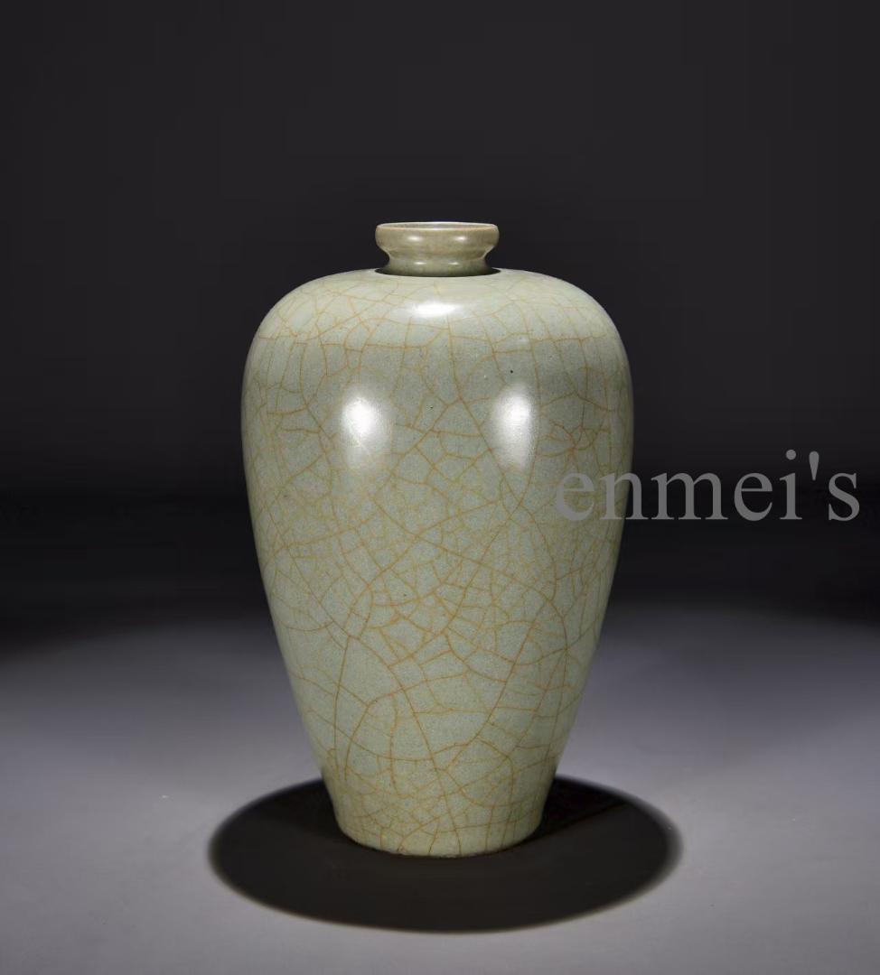 中国古美術 宋・官窯製 梅瓶 壺 花瓶 古陶磁 茶道具 唐物 時代物 文房置物