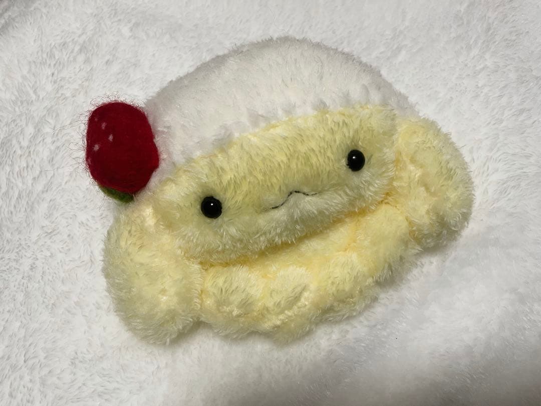 うさショートケーキちゃん ハンドメイド ぬいぐるみ