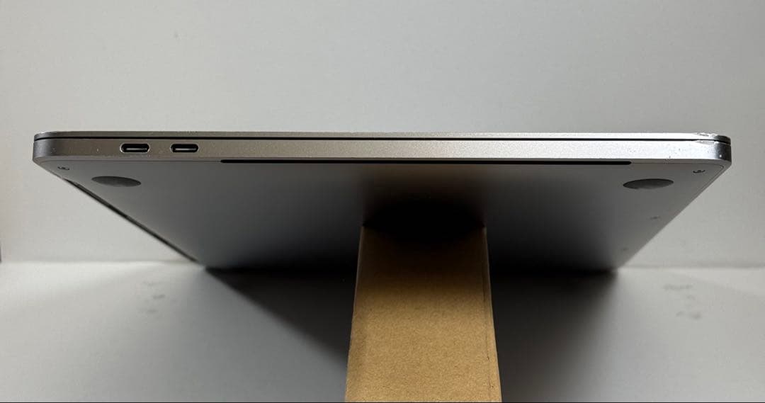 MacBook本体 Apple MacBook Pro 13 2019 i7/16GB/250GB