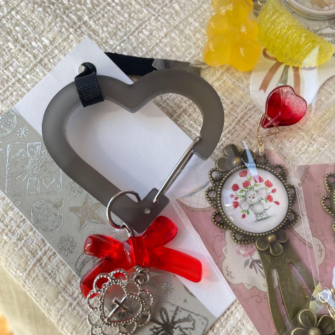 momo様 おまとめページ アロマストーンカスタムボールペンイヤリング