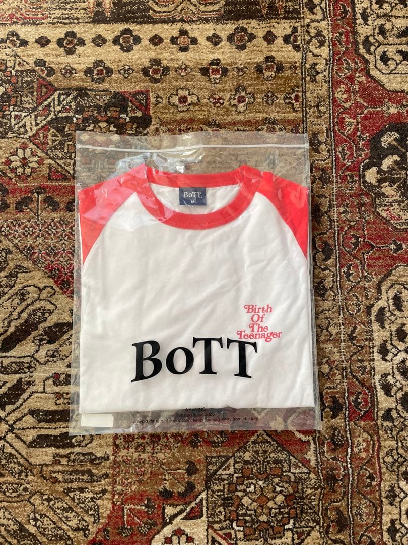 トップス BoTT X Verdy Raglan Tee - M Red