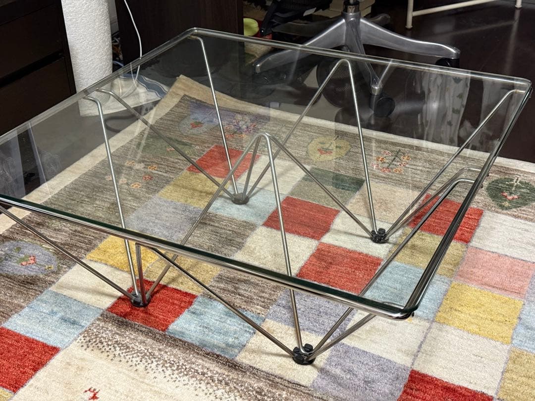 h*.様 ガラス天板のセンターテーブル【東京港区内車で取りに来れる方、限定】