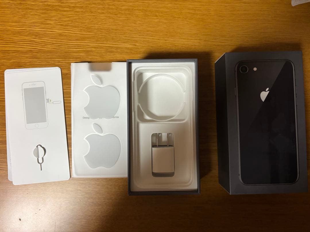 iPhone8 64GB 箱付き