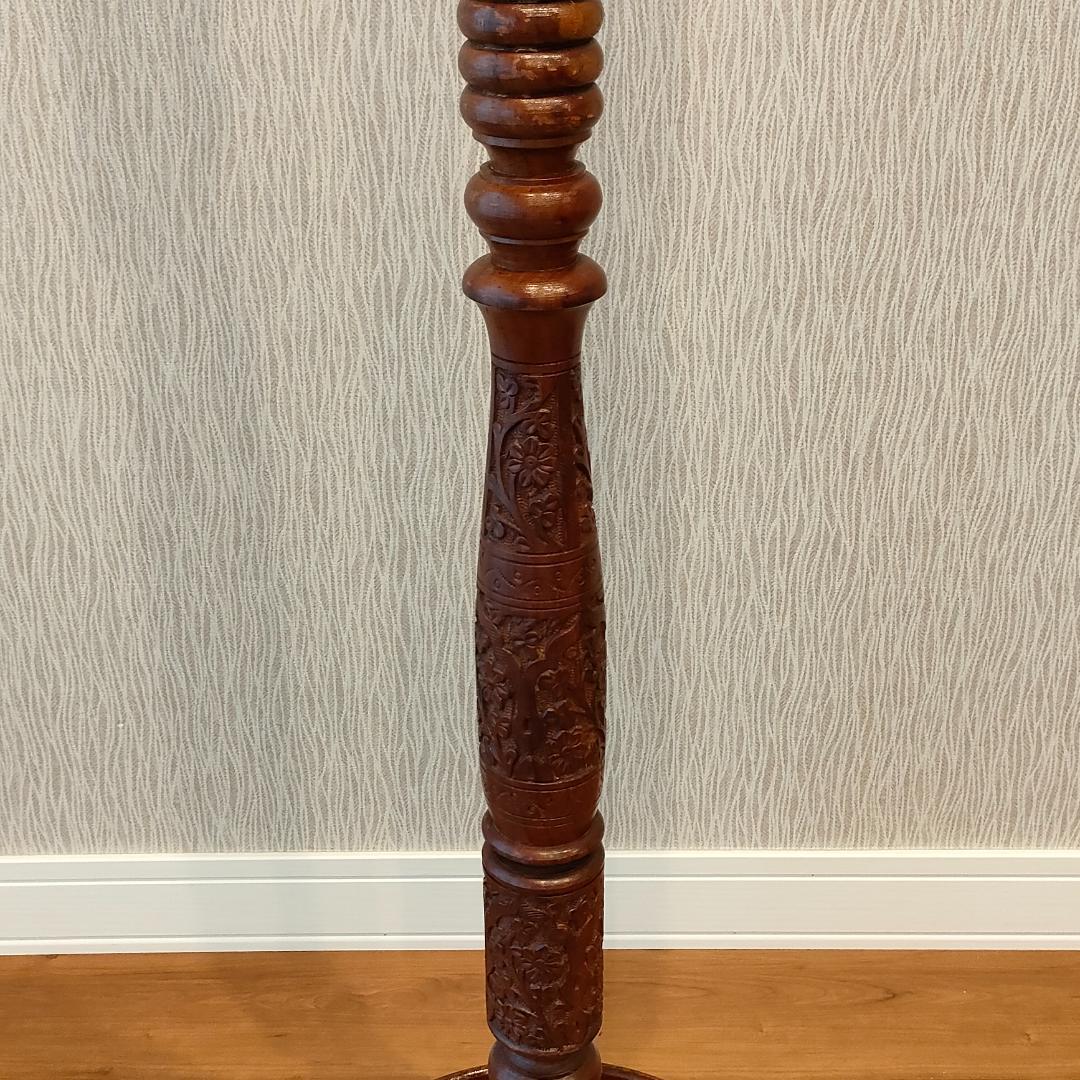 希少　木製　アンティークランプ　ウッドベース　彫刻