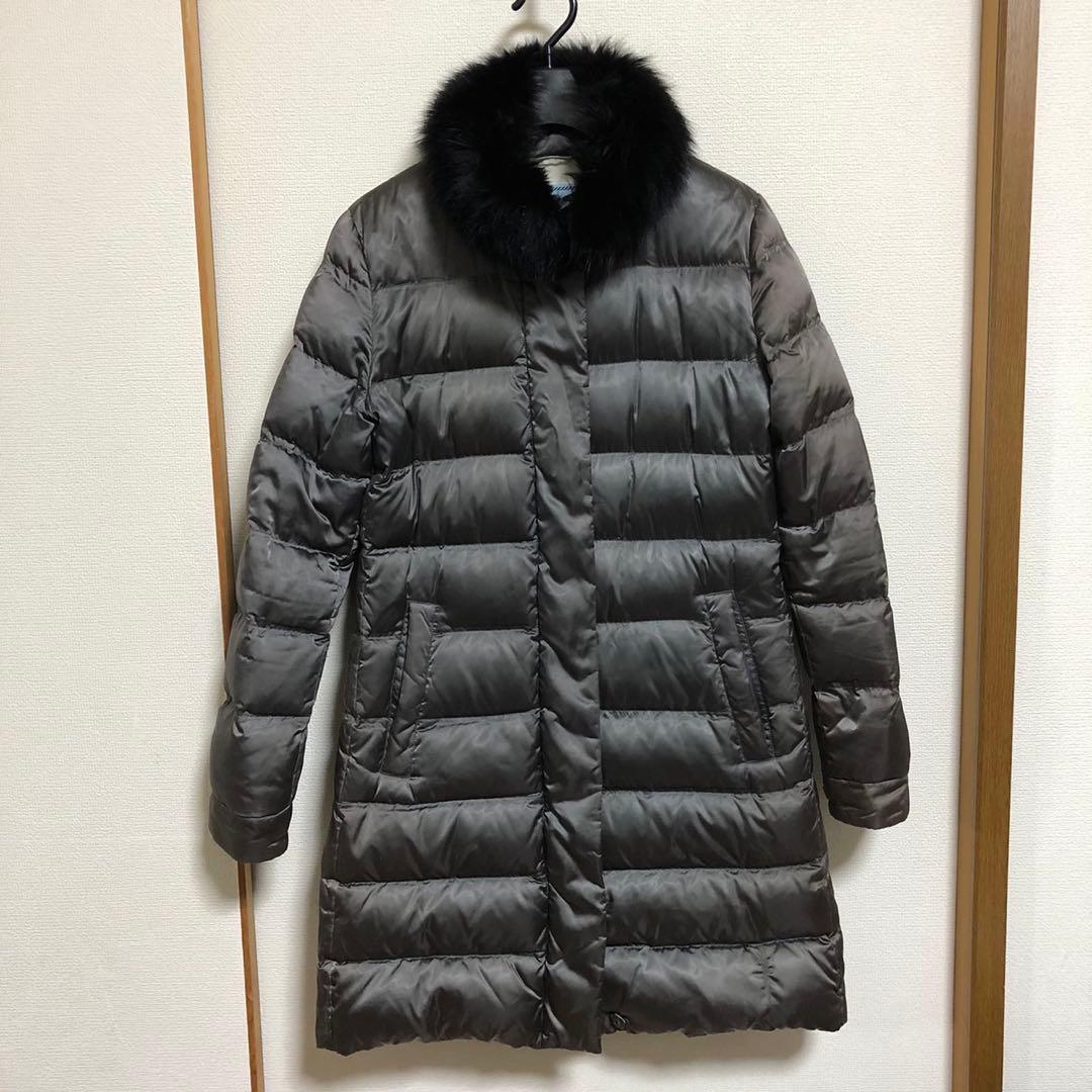 ゆ*♡様 正規品　プラダ　ダウンジャケット　ファー付き　三角ロゴなし