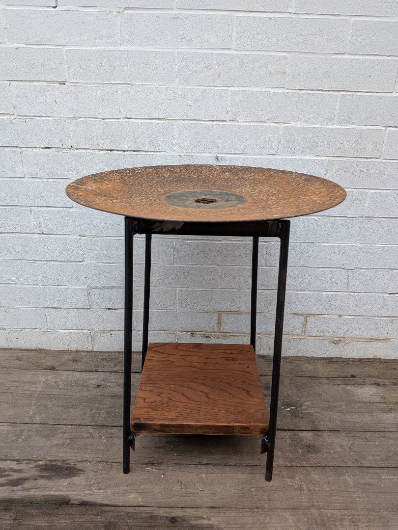 アイアン飾り棚