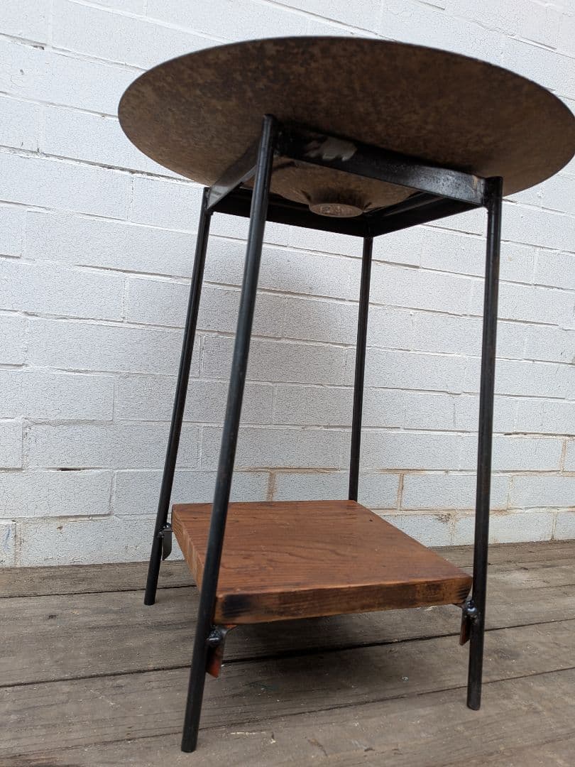 アイアン飾り棚