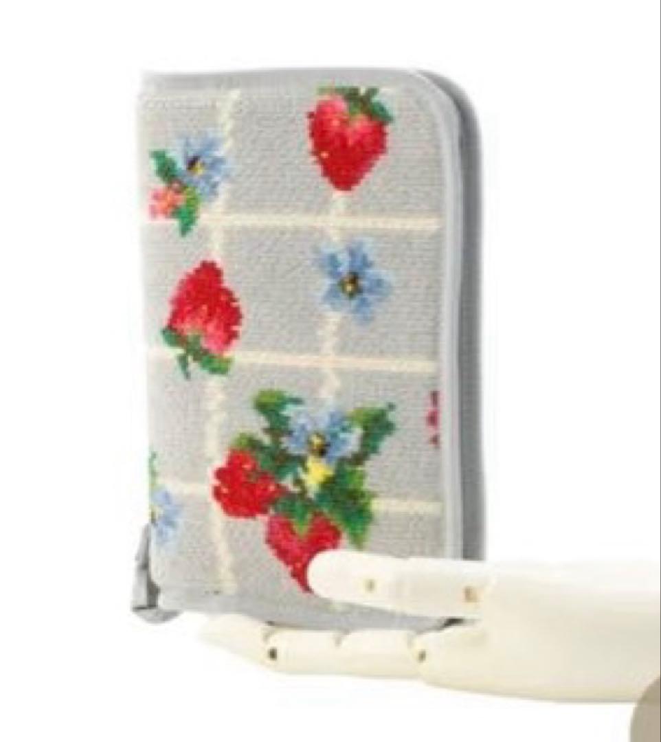 新品未開封　フェイラー　ストロベリーフィールドプティ　マルチケース