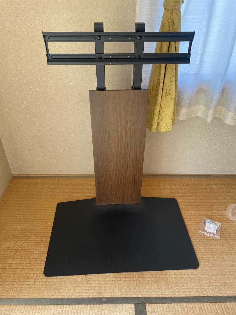 【良品】薄型ベース壁寄せテレビスタンド　ウォールナット　AN-S124(WN)