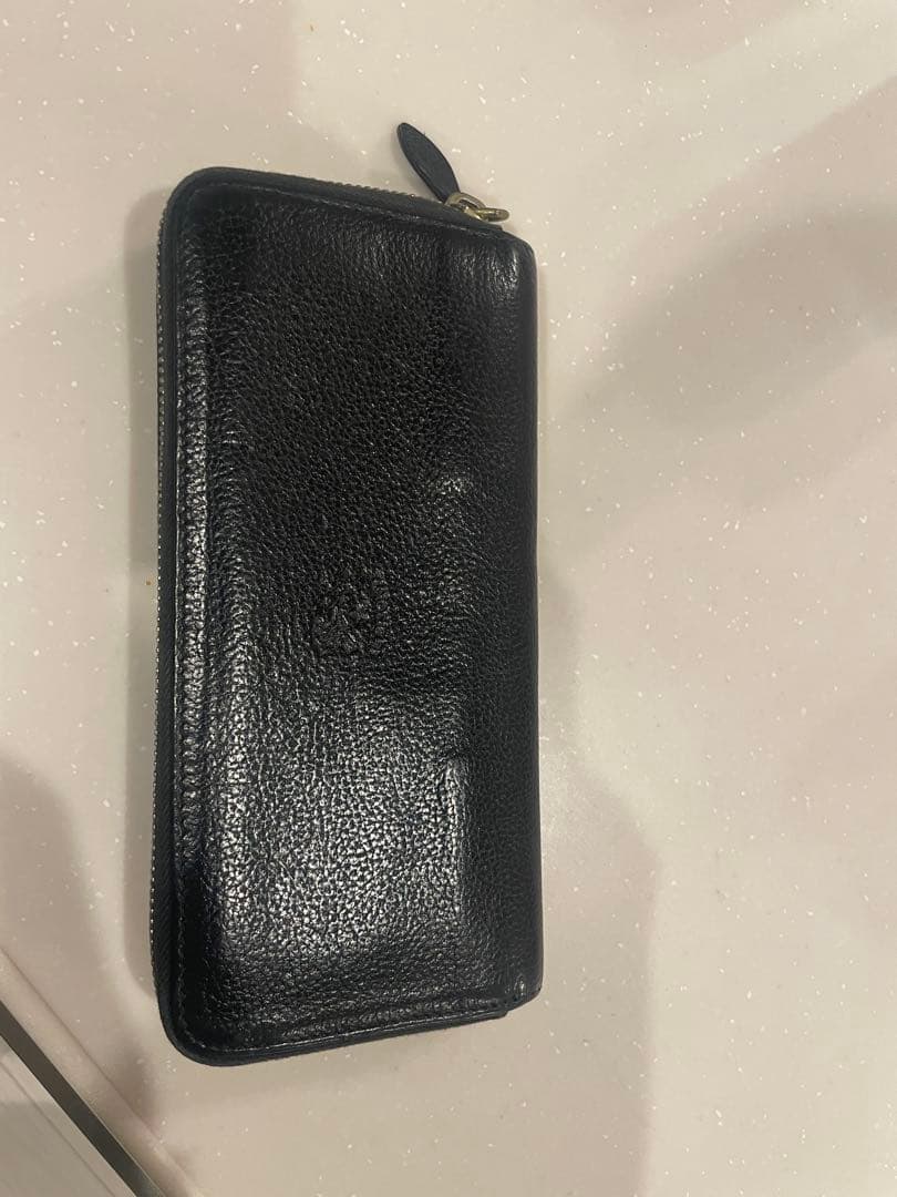 【美品】IL BISONTE 長財布 ラウンドファスナー 本革 黒 正規品