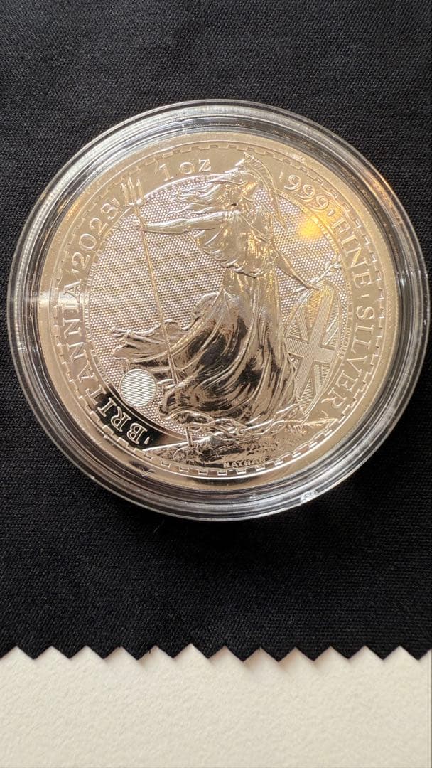 2023年 エリザベス2世 2ポンド 銀貨