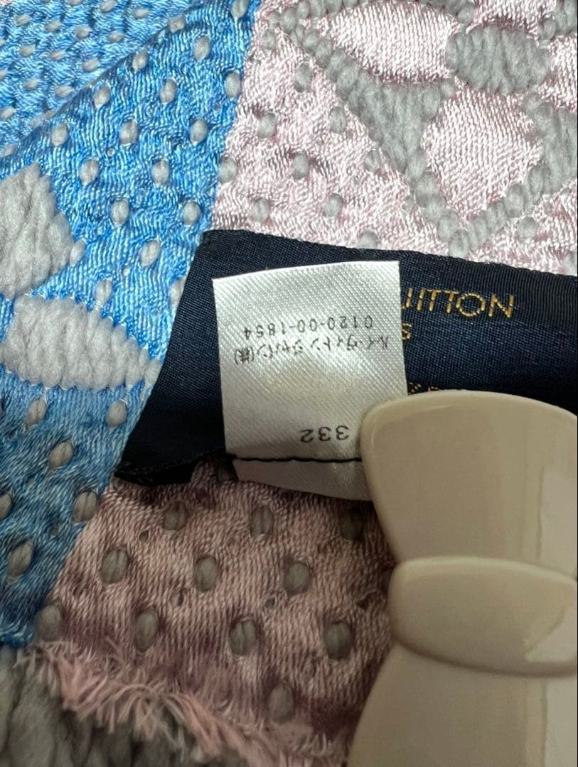 【極美品】Louis Vuitton エシャルプ・ロゴマニア レインボー