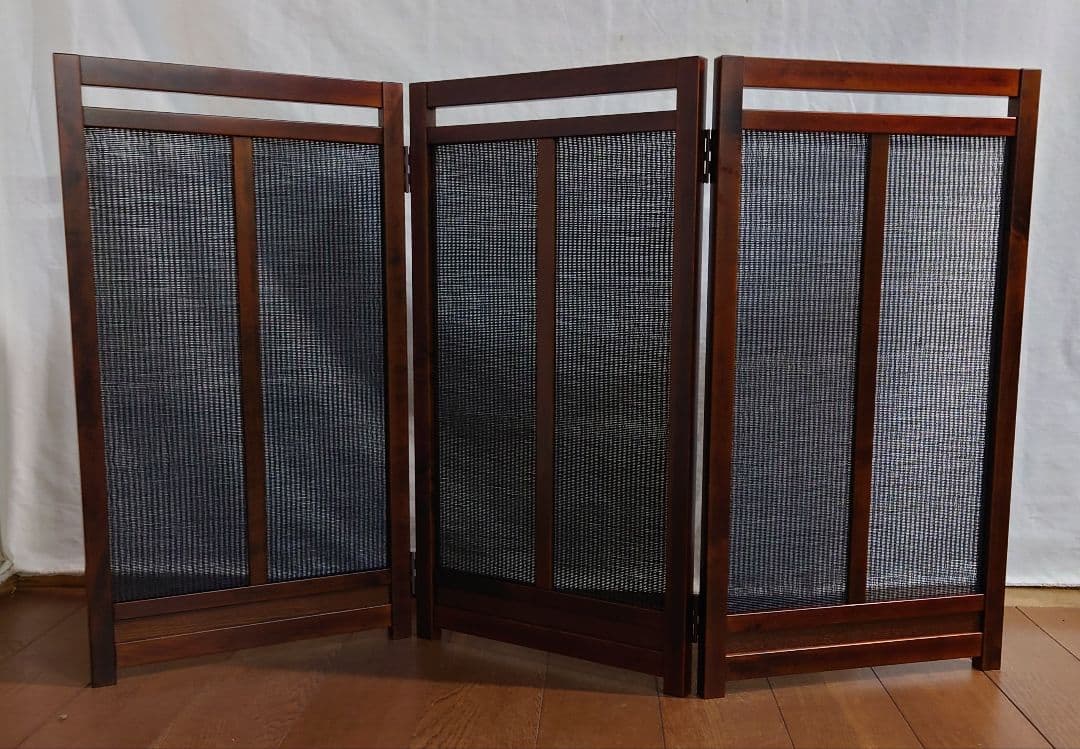 スクリーン　小さめ別注衝立3連パーテーションブラウンフレームブラック竹簾１台限定