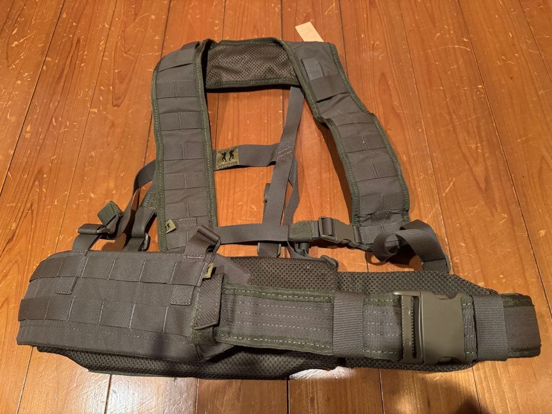 Suputnyk Gear SELOUS LBE スプートニクギア　軍