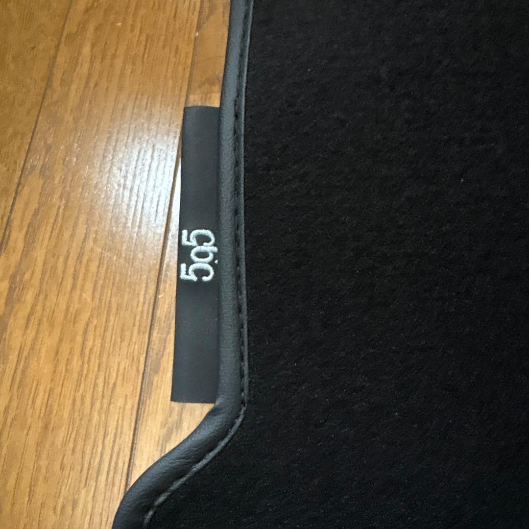 新品ABARTH 右ハンドル用フロアマット 595 イタリア製