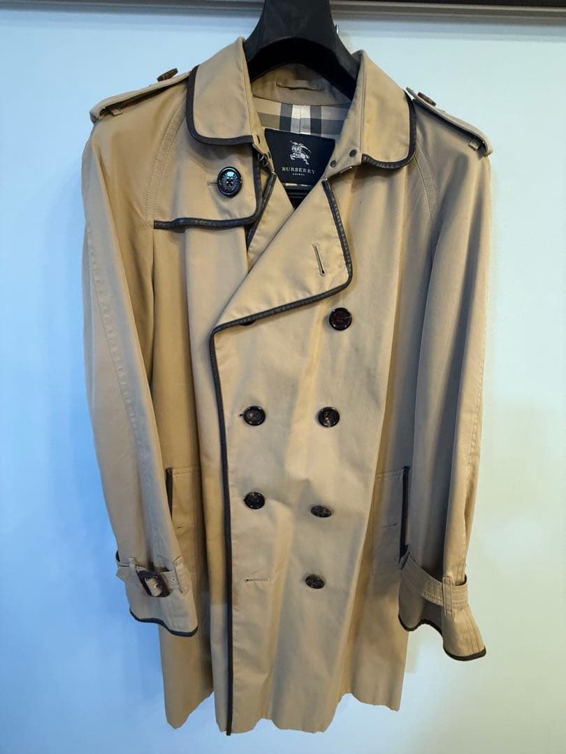 【huskies 】Burberry トレンチコート