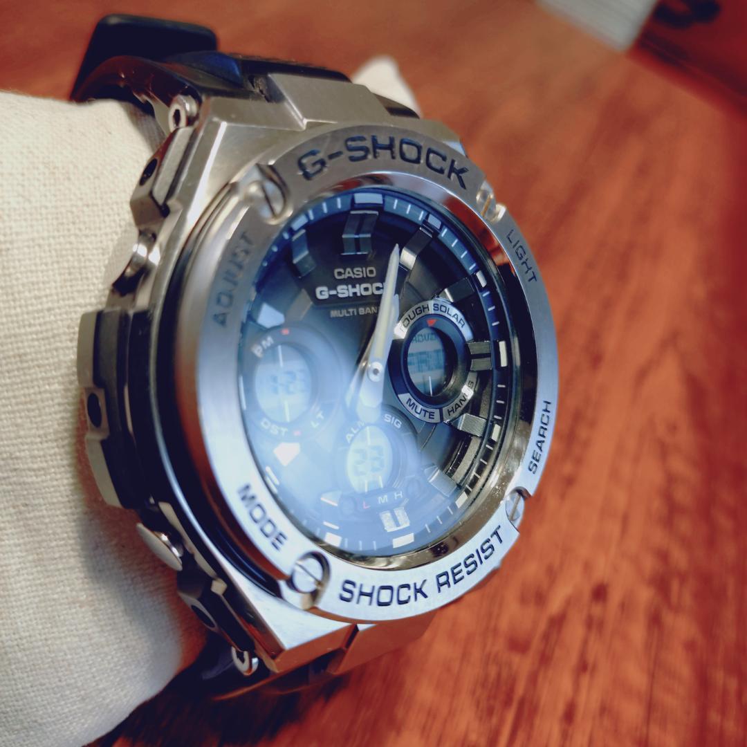 腕時計CASIOタフソーラーG‐SHOCK.GST‐W110