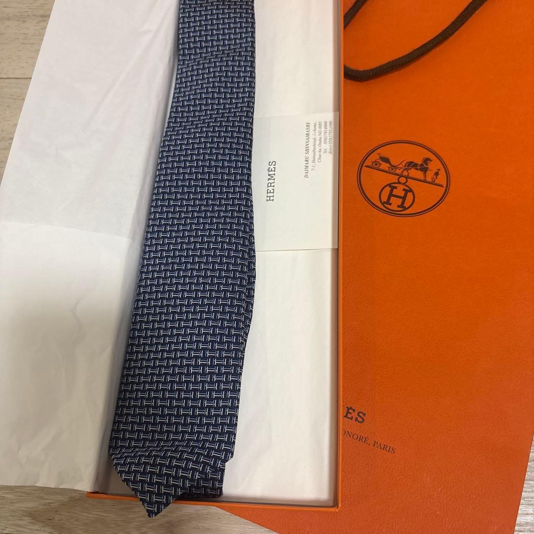 HERMES ネイビー 幾何学模様 ネクタイ