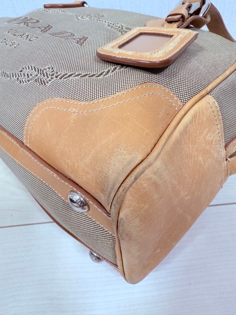 プラダ ジャガード レザー　ボストンバックハンドバッグ　鍵付 ロゴ刺繍