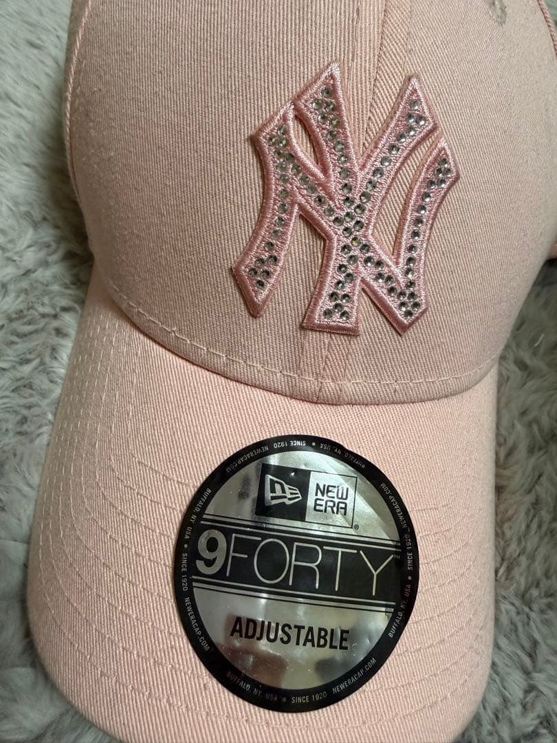 New Era 9FORTY ピンクキャップ ストーン付き