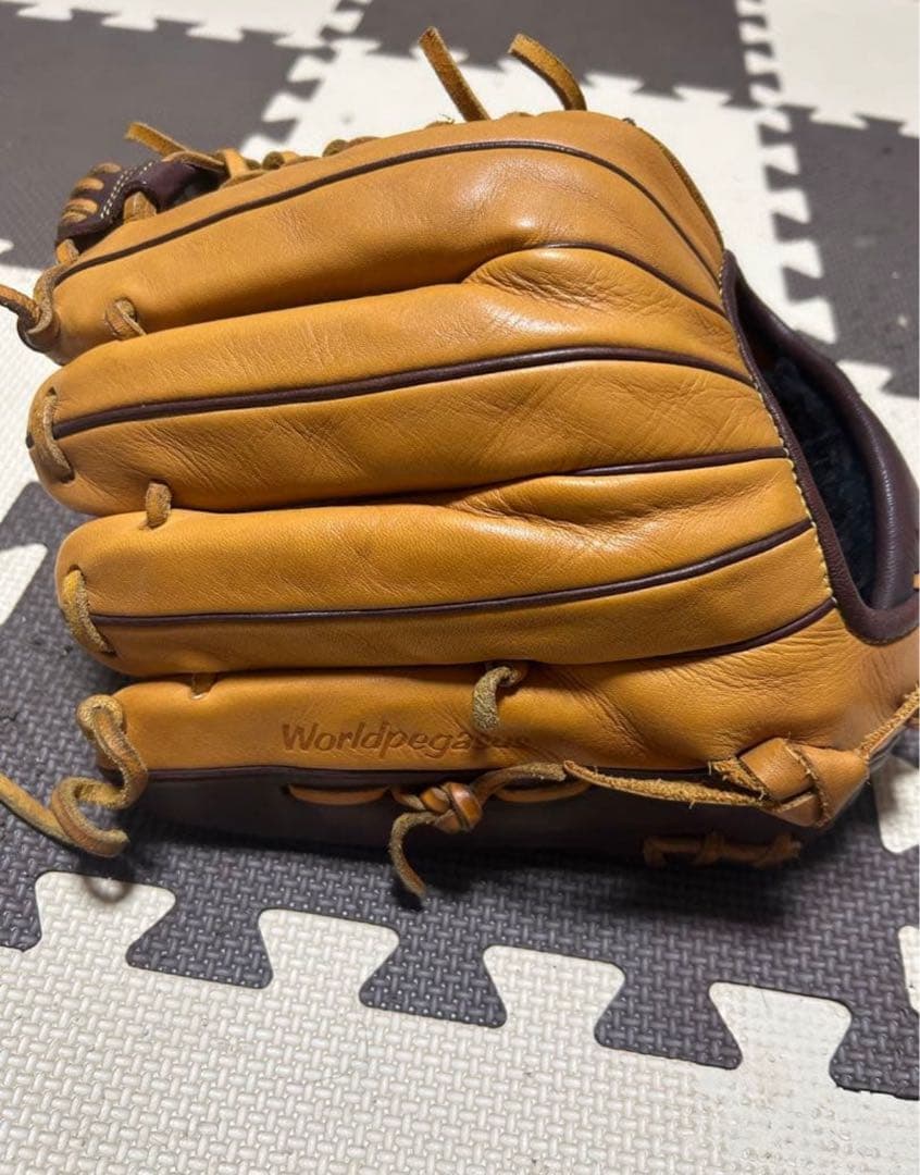 ワールドペガサス　内野用グローブ　キムハソンモデル