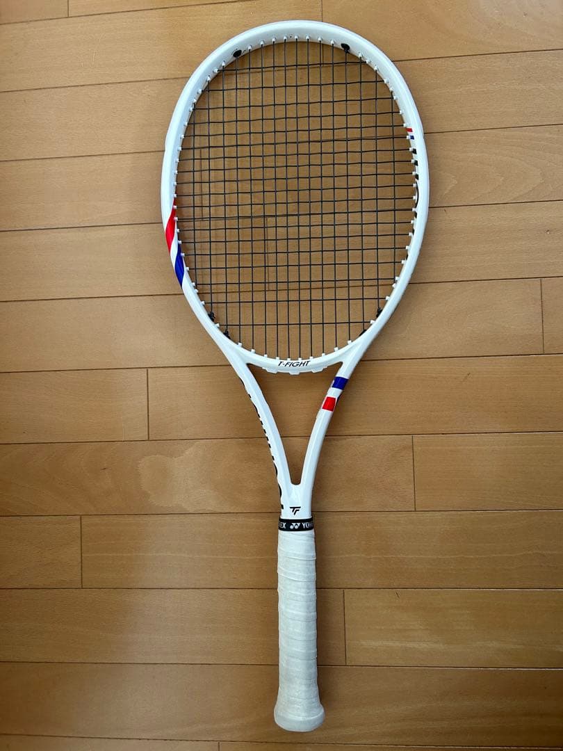 Tecnifibreテクニファイバー T-FIGHT 300S 2025年モデル