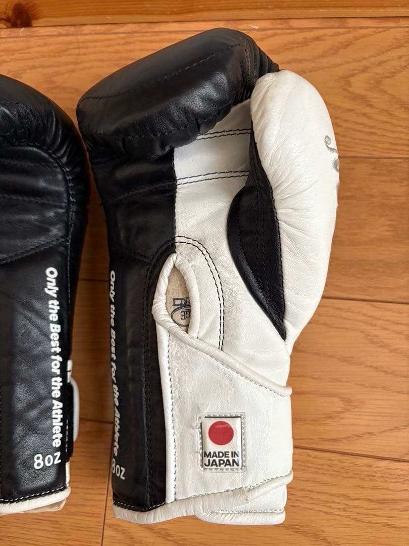 セール　adidas ボクシンググローブ 黒/白　8オンス　JBC承認　日本製