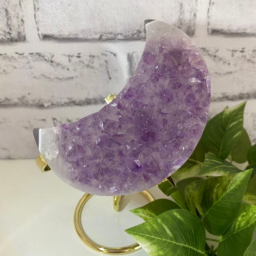 アメジスト　瑪瑙　月の置物　台座付き