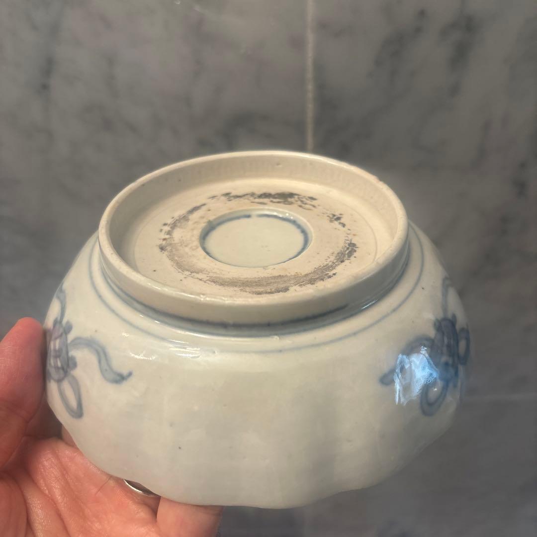 江戸後期　手描きのお花や松、幾何学模様が秀逸で金彩も美しい豪華絢爛な古伊万里