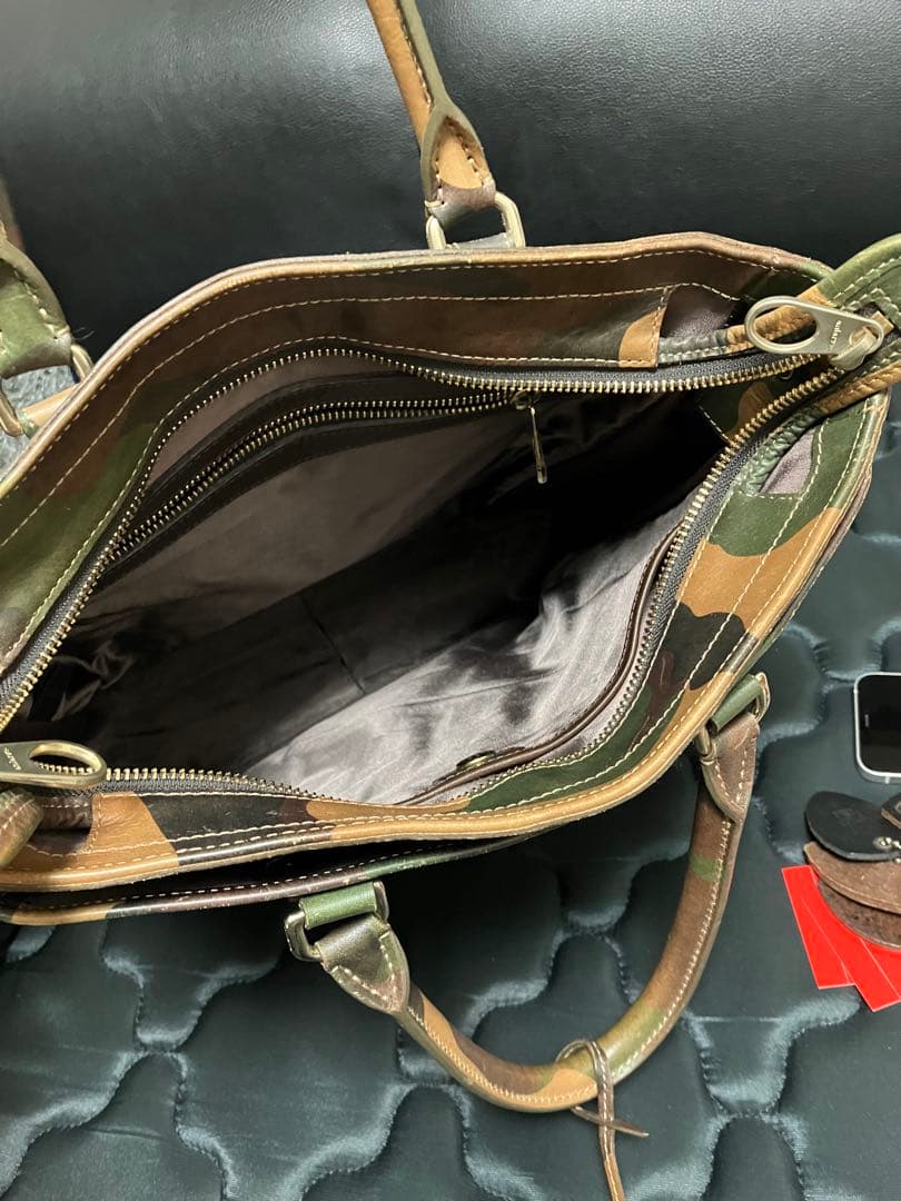 aniary カモフラ柄　迷彩デザイン レザートートバッグ　A4 メンズ