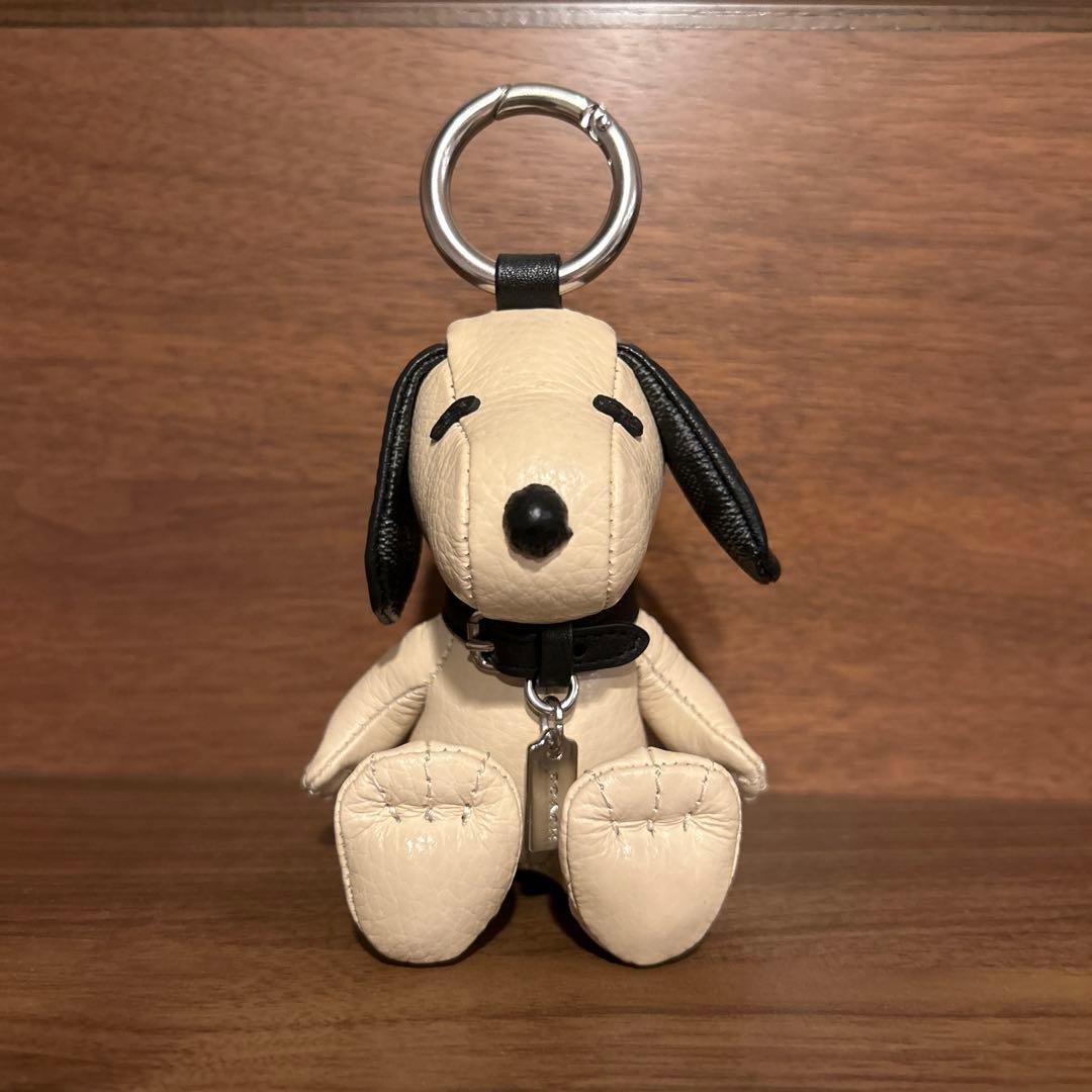 COACH キーホルダー スヌーピー コラボ バッグチャーム正規品 2022