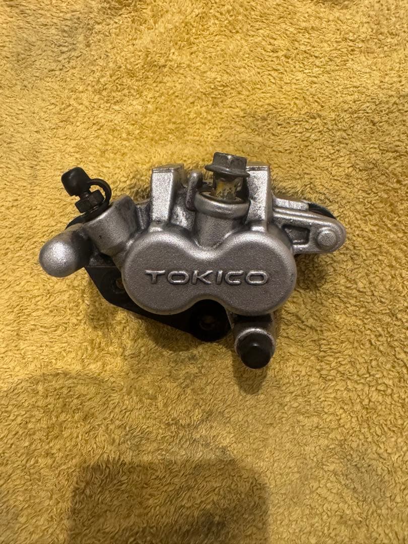 kx85 キャリパー