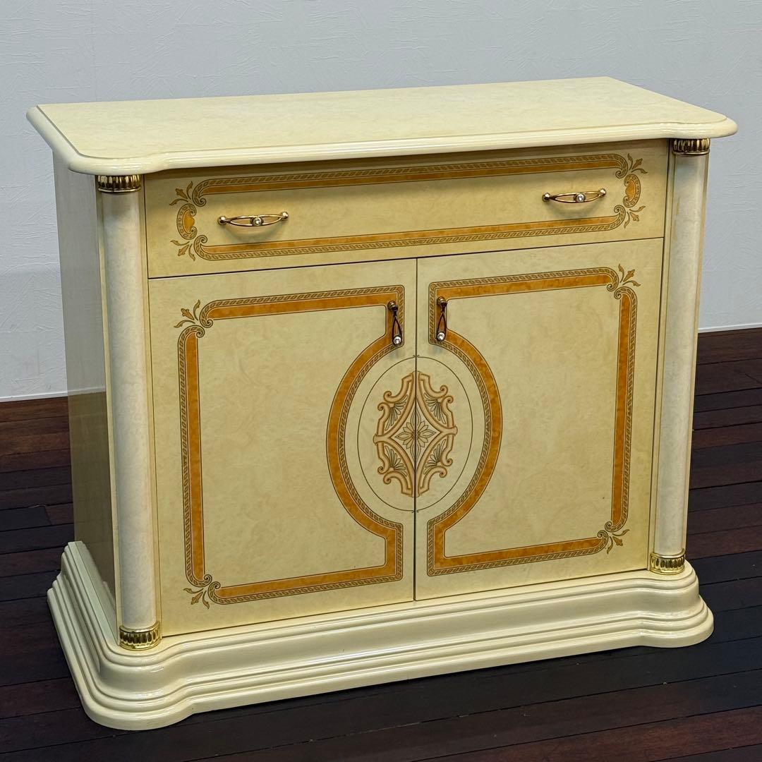 H112K68c イタリア製 サイドボード ロココ調