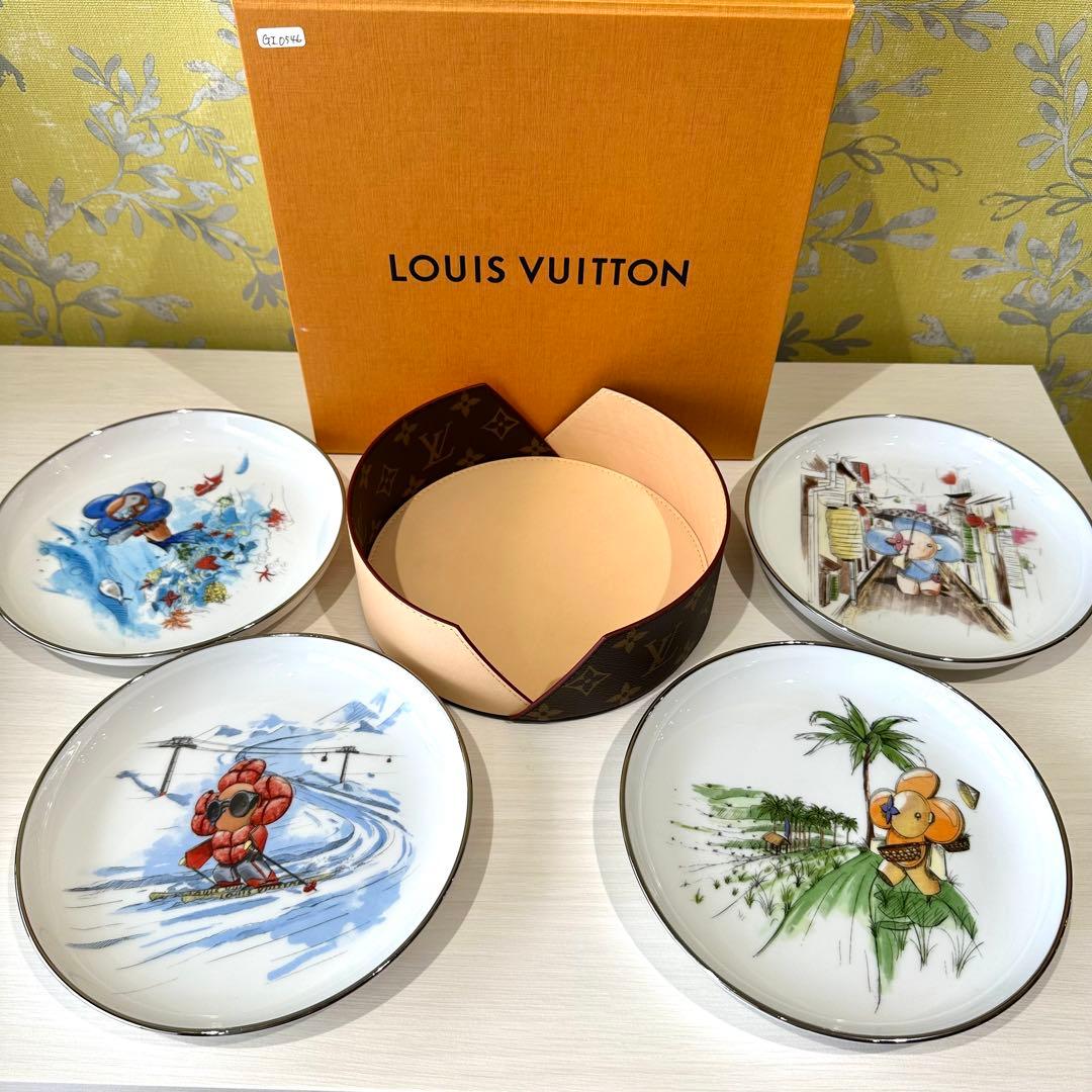 【新品/未使用】ルイ・ヴィトンヴィヴィエンヌアシェット4 GI0546