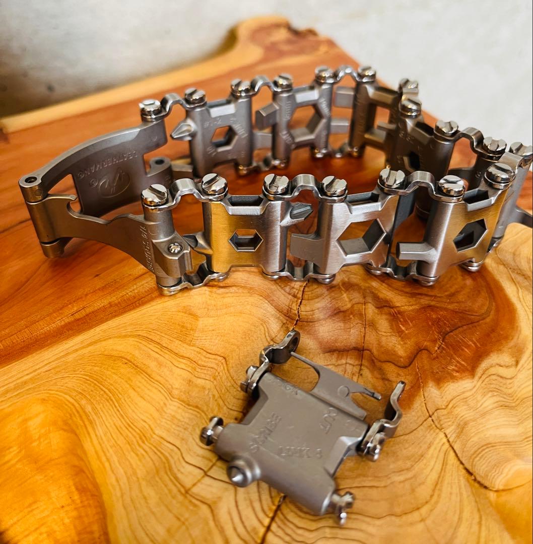 LEATHERMANマルチツール ブレスレット TREAD