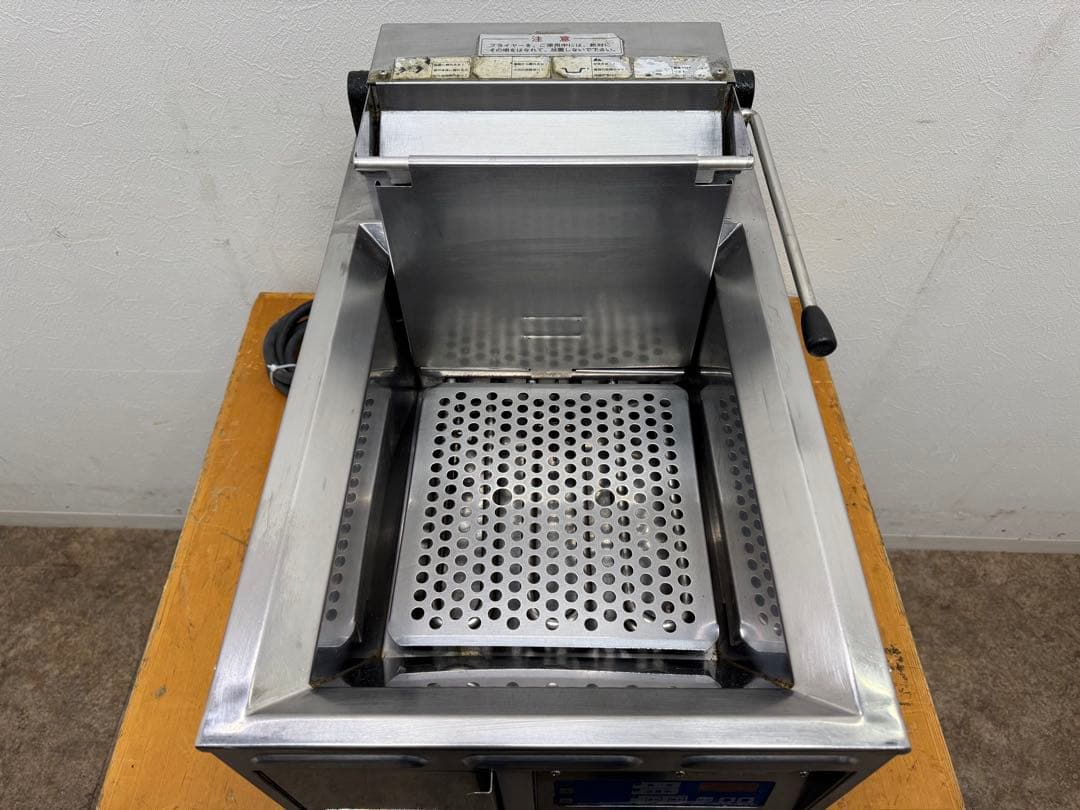 ニチワ　業務用　電気フライヤー　１３L　厨房　飲食店　TEF-13-4SP