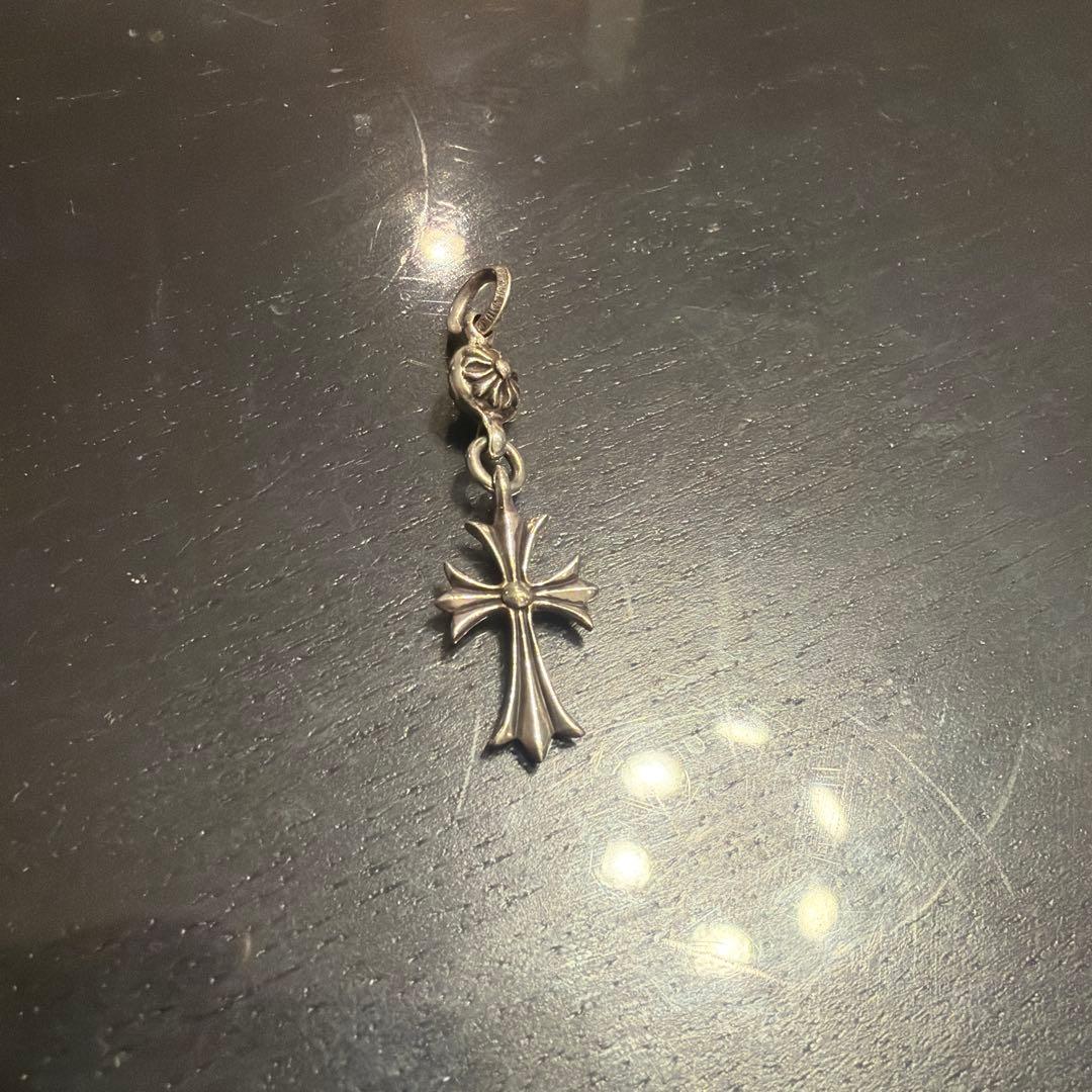 クロムハーツ ワンボールタイニーCH クロスチャーム